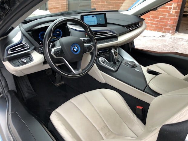 BMW i8 (SOLD) full